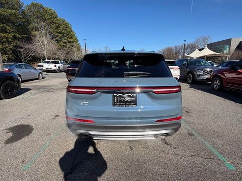 New 2026 Lincoln Corsair Reserve image 8