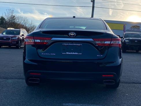 Used 2015 Toyota Avalon XLE Touring image 4