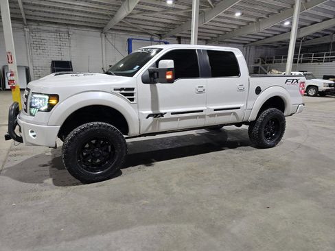 Used 2014 Ford F150 Lariat w/ Equipment Group 502A Luxury image 4