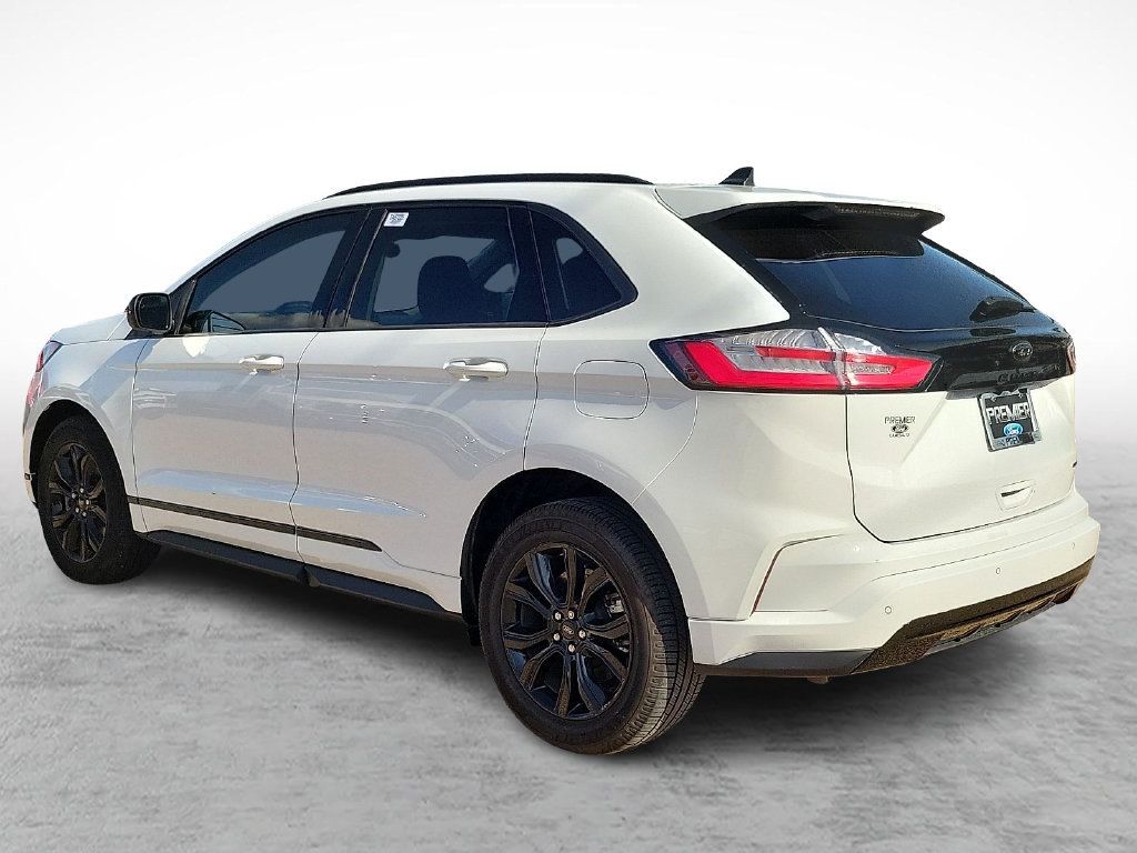 Used 2022 Ford Edge SE w/ Black Appearance Package AWD/4WD image 7