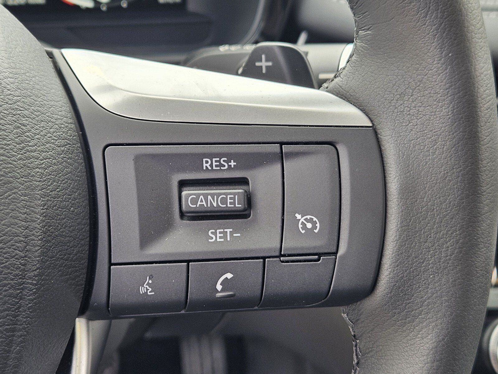 Certified 2026 INFINITI QX60 Pure w/ Cargo Package FWD image 28