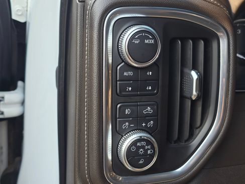 Used 2020 GMC Sierra 1500 SLT w/ SLT Premium Plus Package AWD/4WD image 24