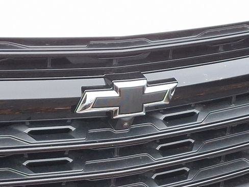 New 2026 Chevrolet Traverse LT image 3