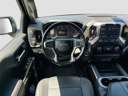 Used 2021 Chevrolet Silverado 1500 LT Trail Boss w/ Convenience Package II AWD/4WD image 22