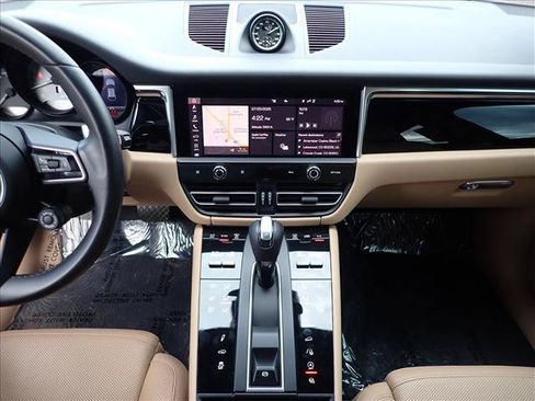Used 2022 Porsche Macan S AWD/4WD image 20
