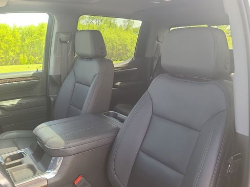 Used 2024 GMC Sierra 1500 Elevation w/ Elevation Premium Package AWD/4WD image 19
