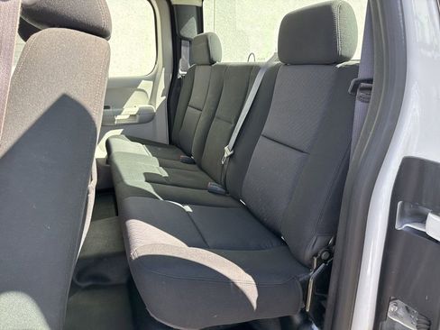 Used 2013 Chevrolet Silverado 2500 W/T AWD/4WD image 19