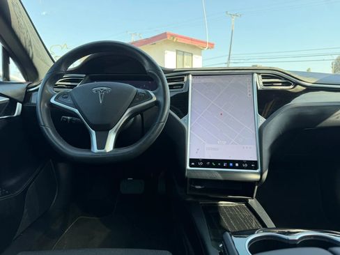 Used 2017 Tesla Model S 75 RWD image 21