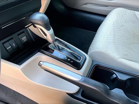Used 2015 Honda Civic SE image 14