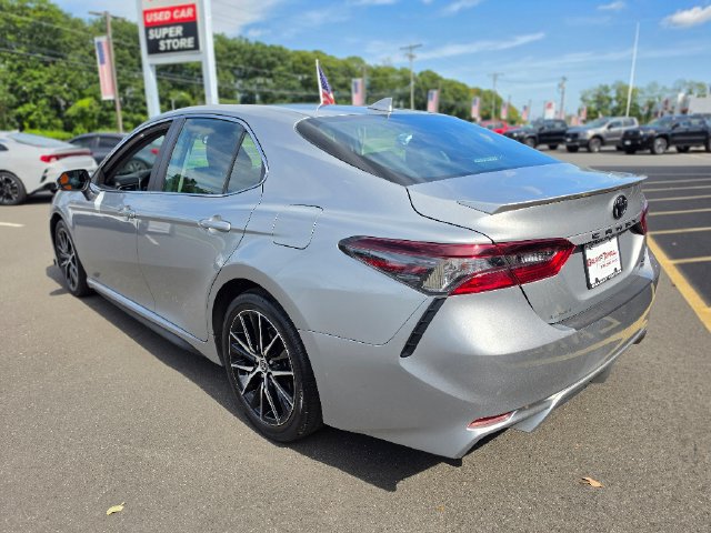 Used 2024 Toyota Camry SE w/ Cold Weather Package AWD/4WD image 5