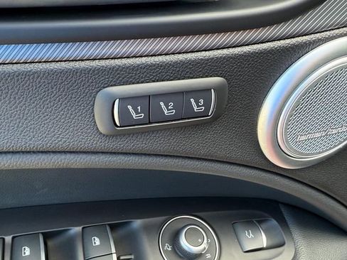 Used 2024 Alfa Romeo Stelvio Veloce image 15