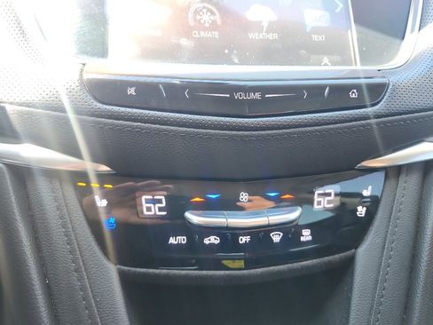 Used 2019 Cadillac XT5 Premium Luxury AWD/4WD image 28
