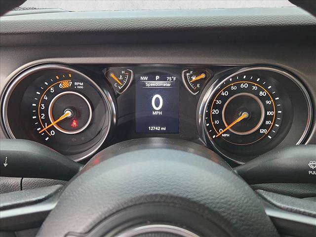 Used 2023 Jeep Wrangler Sport AWD/4WD image 11