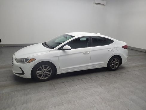 Used 2018 Hyundai Elantra SEL FWD image 2