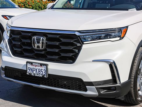 Certified 2025 Honda Pilot EX-L image 23