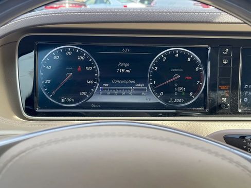 Used 2016 Mercedes-Benz S 550 4MATIC Sedan image 10