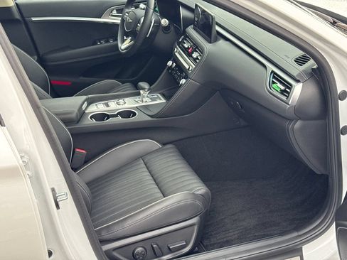 Used 2026 Genesis G70 2.5T Prestige RWD image 16