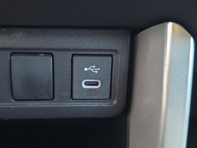Used 2025 Toyota Corolla Cross AWD Hybrid image 14
