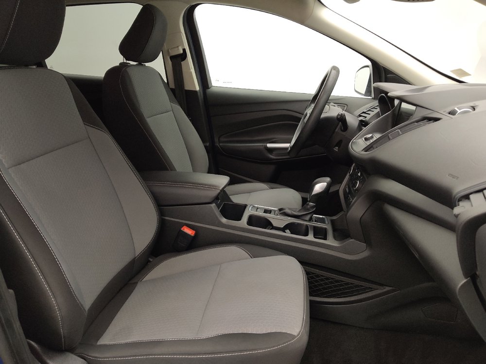 Used 2019 Ford Escape SE FWD image 21