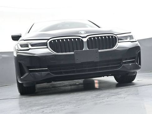 Used 2023 BMW 530i xDrive w/ Premium Package AWD/4WD image 38