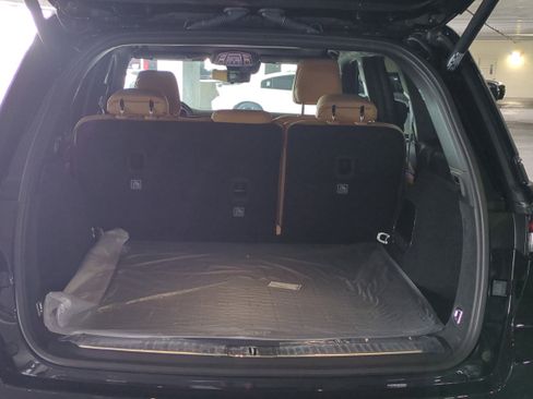 New 2025 Jeep Grand Cherokee Summit image 13