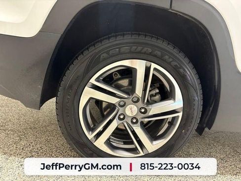 Used 2019 GMC Terrain SLT w/ Preferred Package AWD/4WD image 31