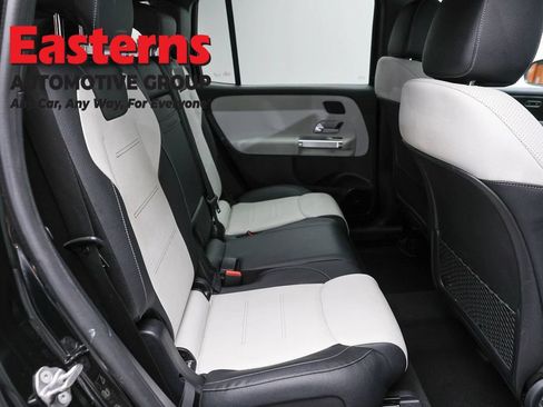 Used 2022 Mercedes-Benz GLB 250 4MATIC w/ AMG Line image 23