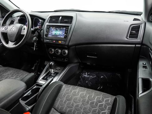 Used 2024 Mitsubishi Outlander Sport ES AWD/4WD image 21