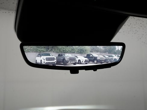 Used 2022 Cadillac Escalade ESV Premium Luxury w/ LPO, Radiant Package image 27