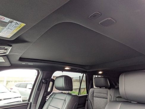 Used 2025 Toyota Sequoia Limited image 21