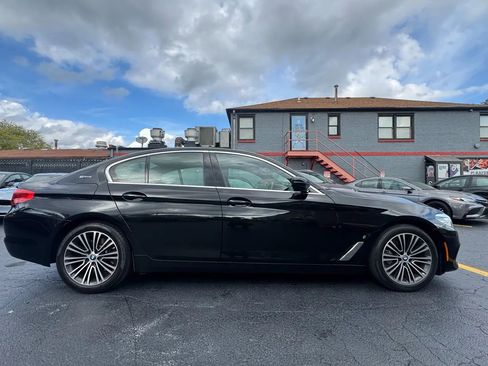 Used 2019 BMW 530e xDrive image 10