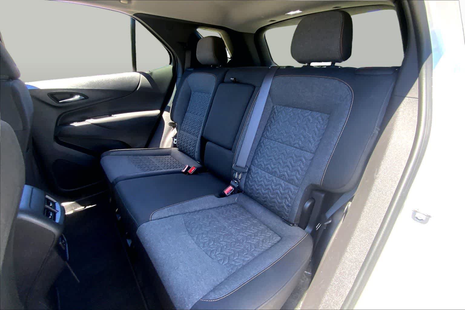 Used 2024 Chevrolet Equinox LT AWD/4WD image 20