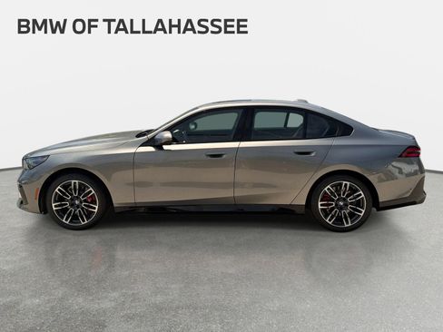 New 2027 BMW 530i w/ M Sport Package RWD image 8