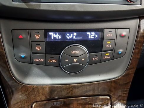 Used 2014 Nissan Sentra SL w/ Premium Package image 17