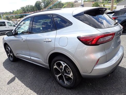 Certified 2023 Ford Escape ST-Line Elite w/ Premium Technology Package image 5