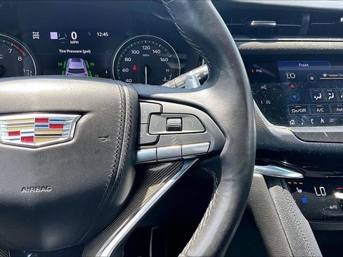Certified 2023 Cadillac XT6 Sport w/ LPO, ONYX Package AWD/4WD image 12
