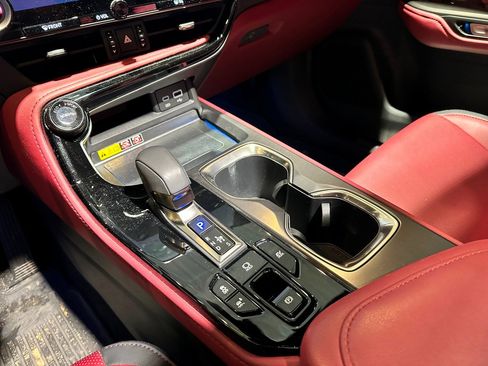 Used 2025 Lexus NX 350h AWD w/ Premium Package image 11