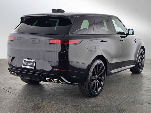 New 2026 Land Rover Range Rover Sport Dynamic SE AWD/4WD image 4