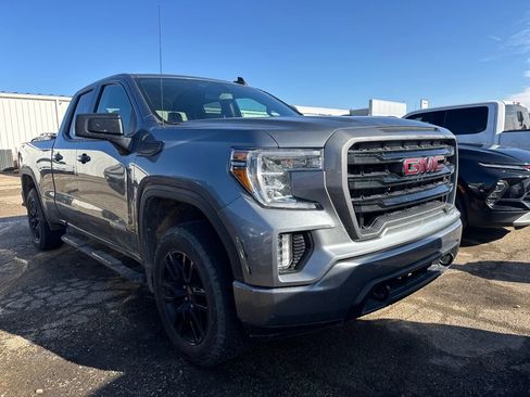 Used 2020 GMC Sierra 1500 Elevation w/ Elevation Value Package image 3