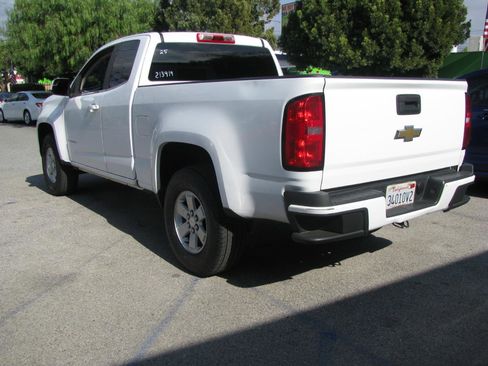 Used 2019 Chevrolet Colorado W/T w/ WT Convenience Package image 4