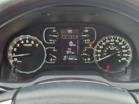 Used 2019 Toyota Tundra SR5 AWD/4WD image 11
