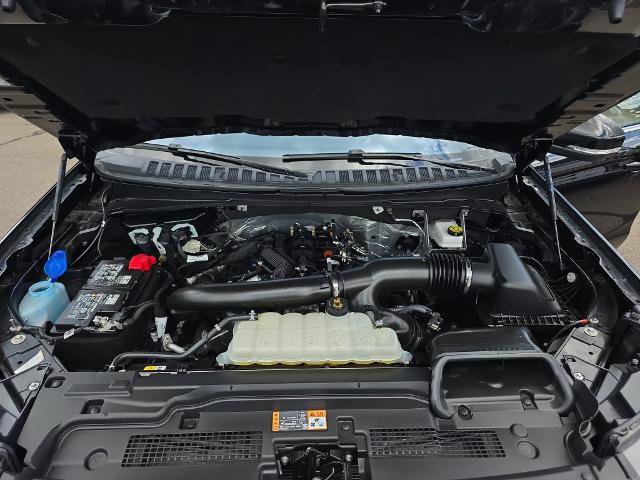 Certified 2025 Ford Expedition Active AWD/4WD image 35