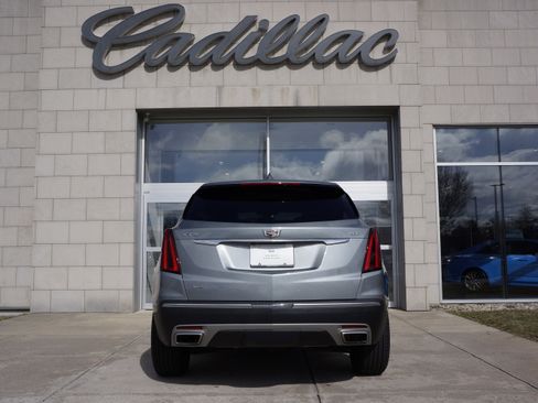 New 2025 Cadillac XT5 Luxury image 6