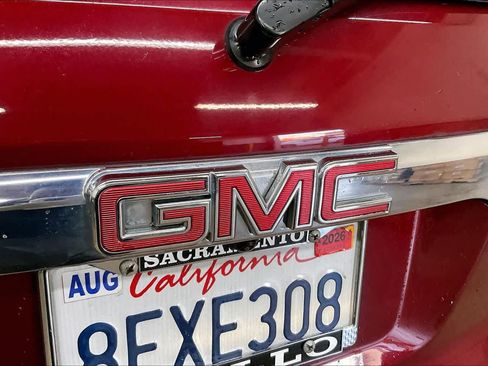 Used 2018 GMC Acadia Denali w/ Technology Package image 11