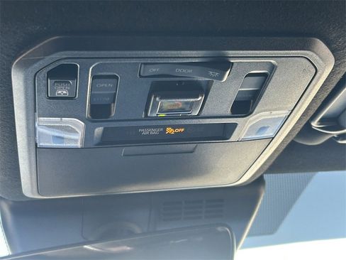 Used 2025 Toyota 4Runner TRD Off-Road Premium image 21