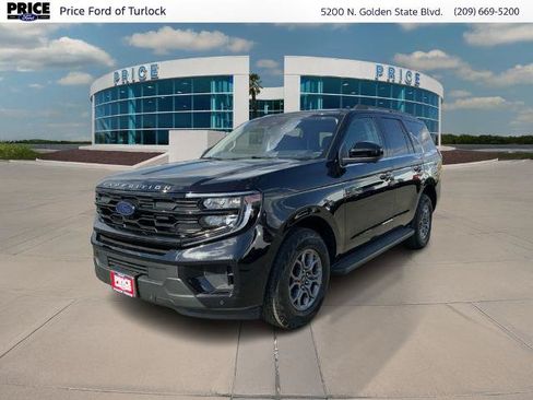 Certified 2025 Ford Expedition Active RWD image 1