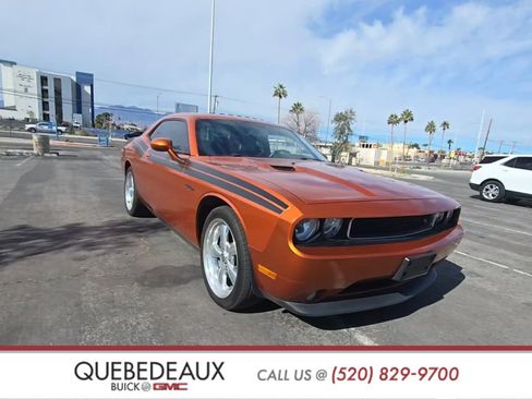 Used 2011 Dodge Challenger R/T image 3