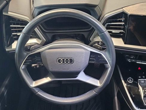 Used 2023 Audi Q4 e-tron Premium Plus w/ Premium Plus RWD image 21