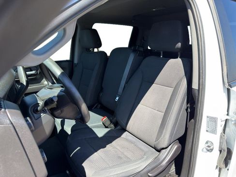 Used 2019 Chevrolet Silverado 1500 Custom AWD/4WD image 2