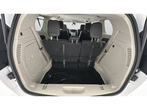 Used 2023 Chrysler Pacifica Touring-L FWD image 22